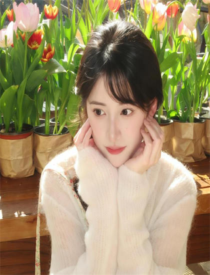 《寻堡奇遇》表演艺术：场景的搭建工艺与视觉冲击 感受表演的情感力量